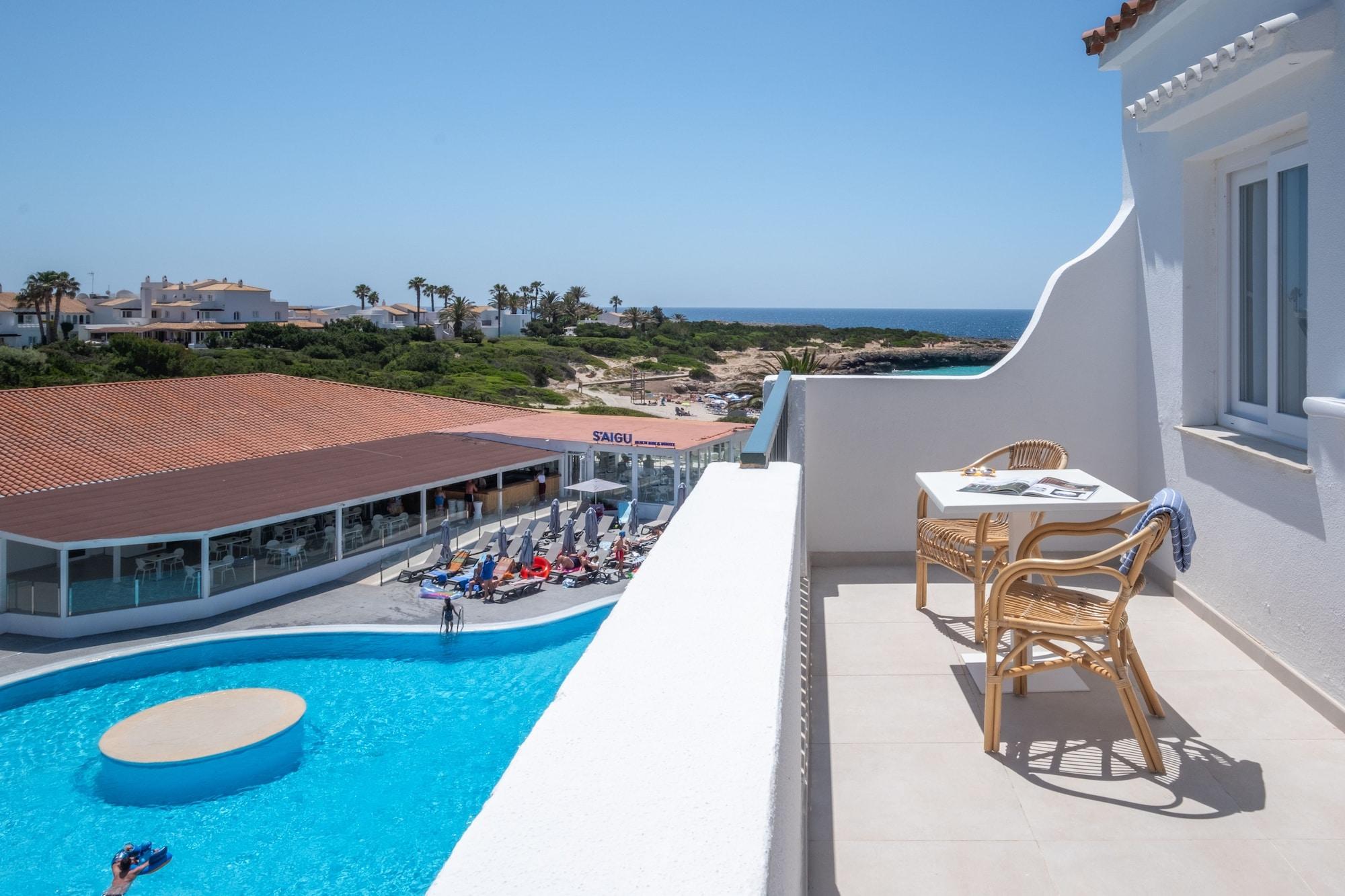 Fergus Style Carema Beach Cala'N Bosch  Exterior photo