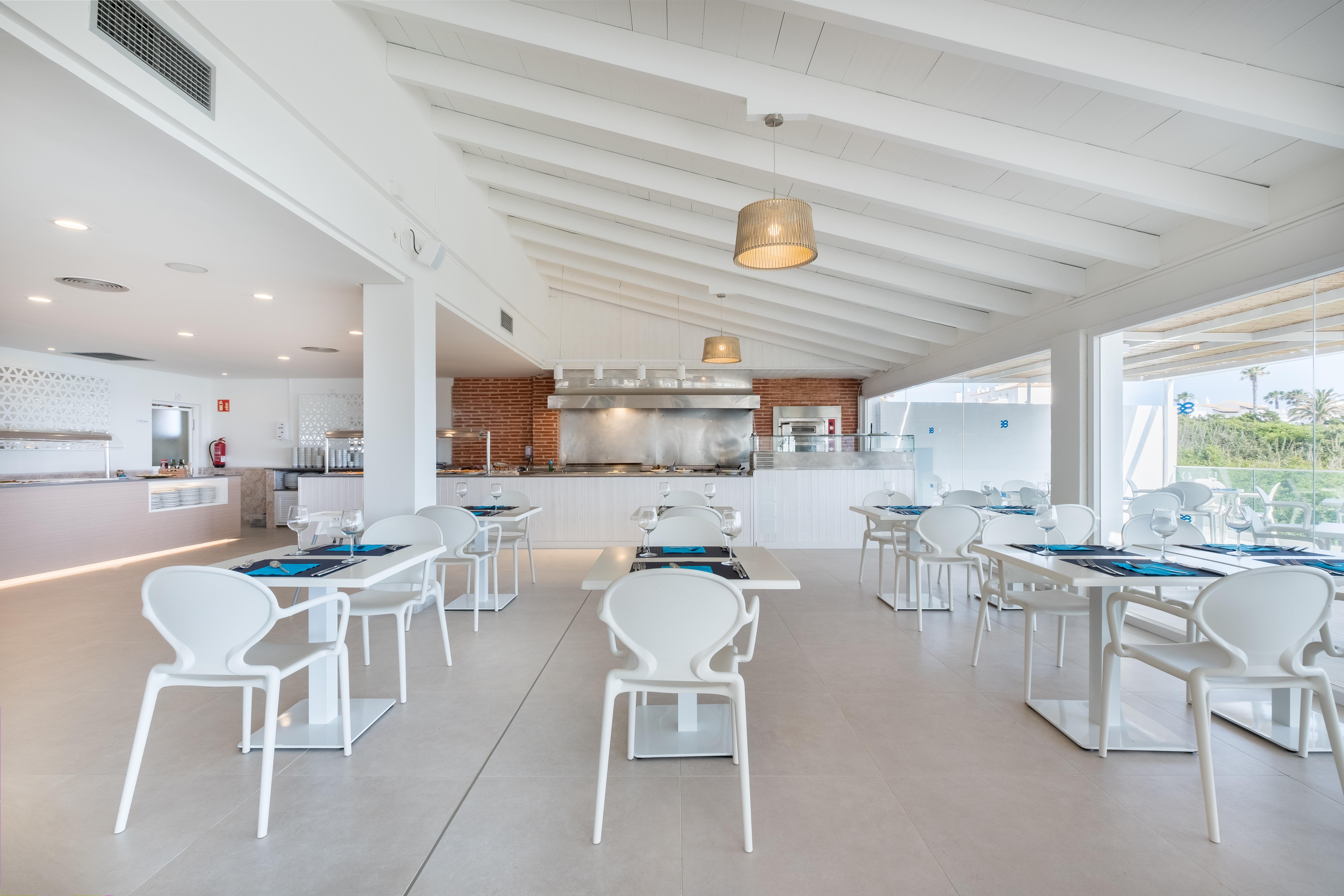Fergus Style Carema Beach Cala'N Bosch  Exterior photo