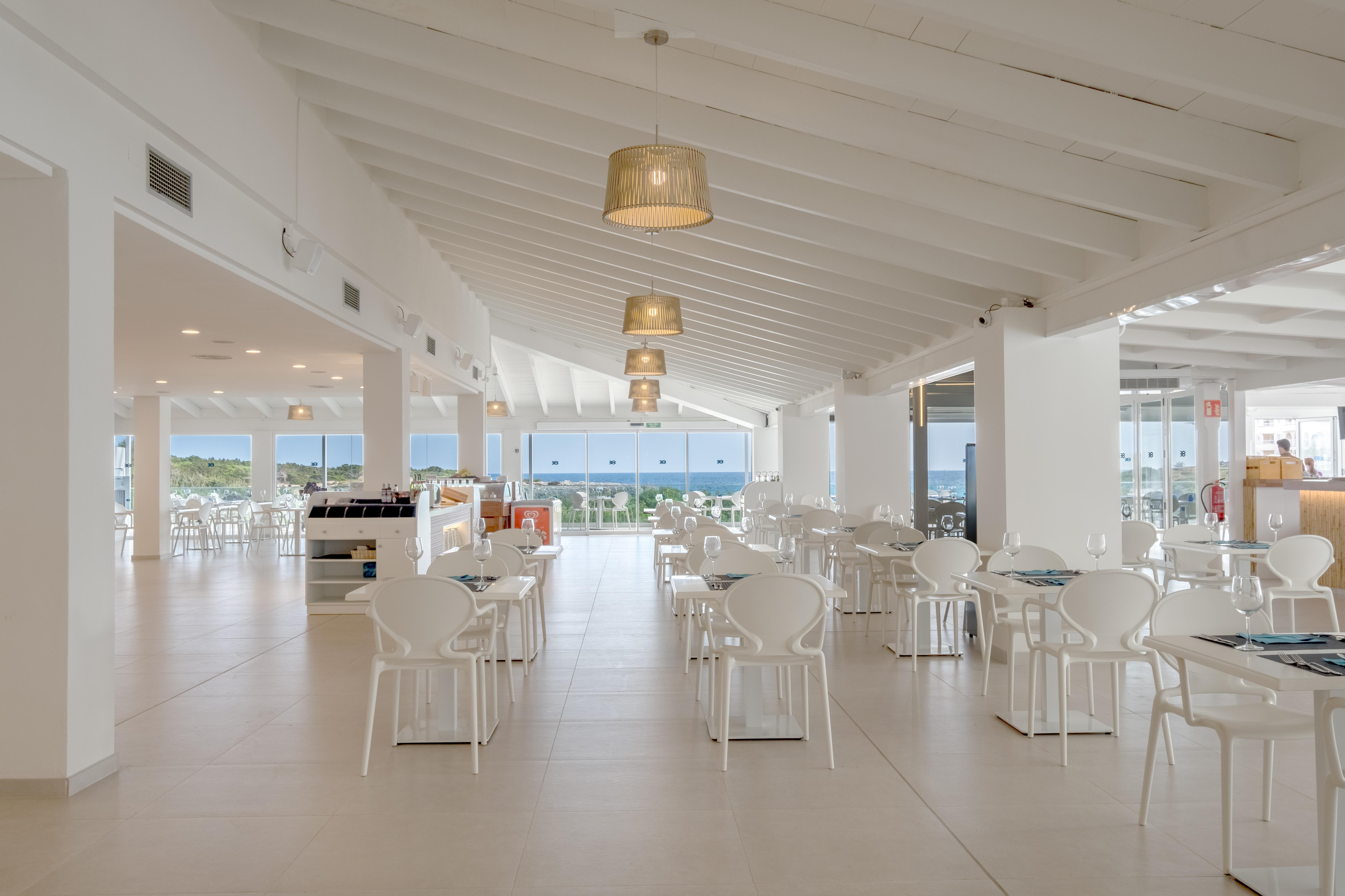 Fergus Style Carema Beach Cala'N Bosch  Exterior photo